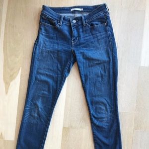 Levi’s 711 Skinny Jeans